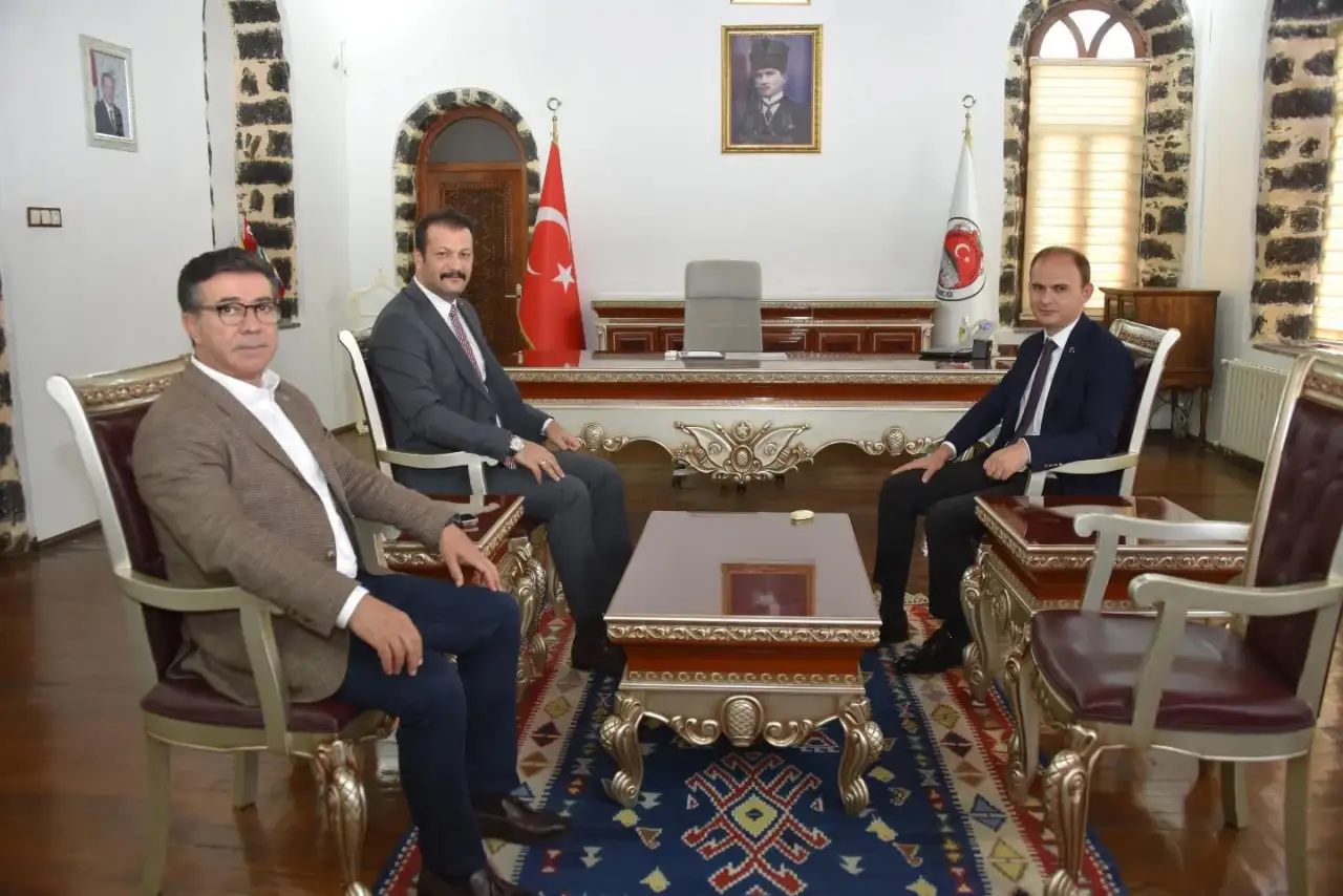 Siverek'te Protokol Ziyareti: Yeni Kaymakama Hayırlı Olsun Dileği