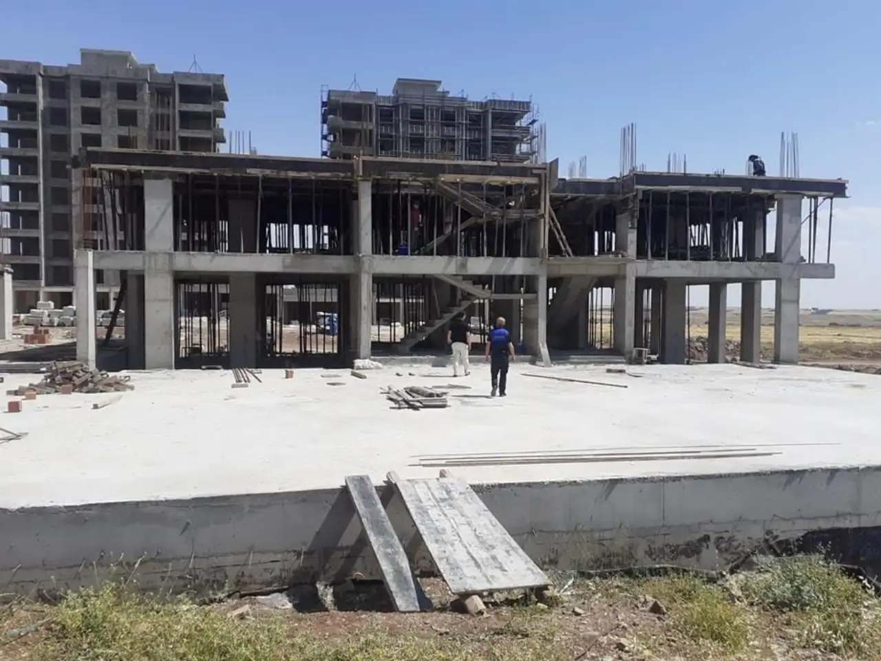 Siverek'te YKS Sınavı İçin İnşaat Çalışmalarına Ara Verin Mesajı