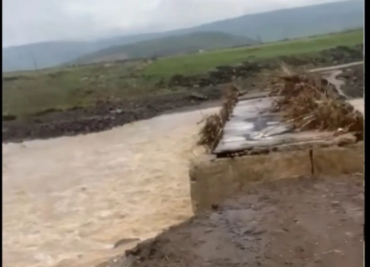 Siverek&rsquo;te Zenge&ccedil;&uuml;r Barajı Felaketinin İzleri Silinmiyor 