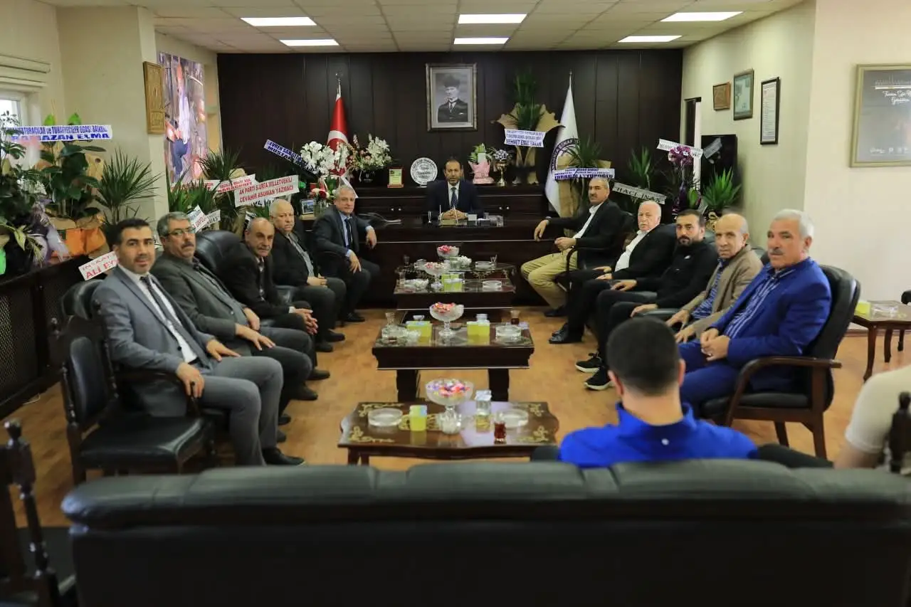 Siverek'ten Şanlıurfa Esnaf Liderliğine G&uuml;&ccedil;l&uuml; Destek: "40 Yıllık Hakimiyete Son Verdik"