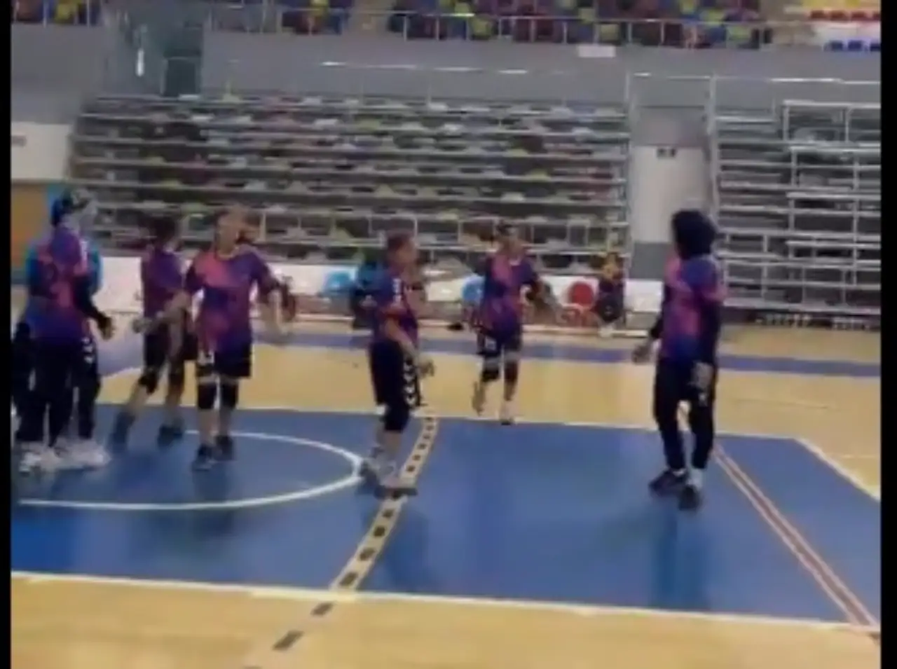 Siverek Türk Telekom Lisesi, Kız Hentbol Turnuvasında İl Şampiyonu Oldu