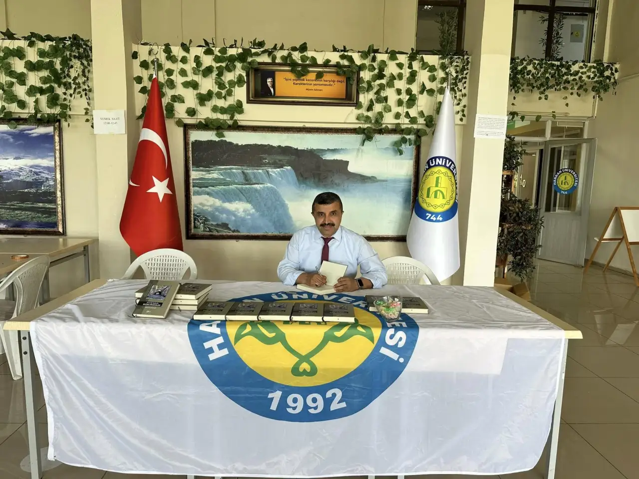 Siverekli Eğitimci Mustafa Karadağlı&rsquo;dan Ebeveynlere &Ouml;nemli Uyarı: Kevin Hakkında Konuşmalıyız!