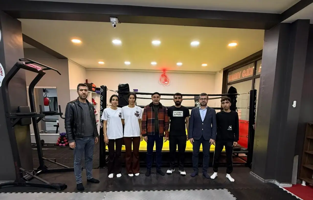 SİVİLDER&rsquo;den D&uuml;nya Sahnesine G&ouml;z Diken Siverekli Yumruklara ziyaret 