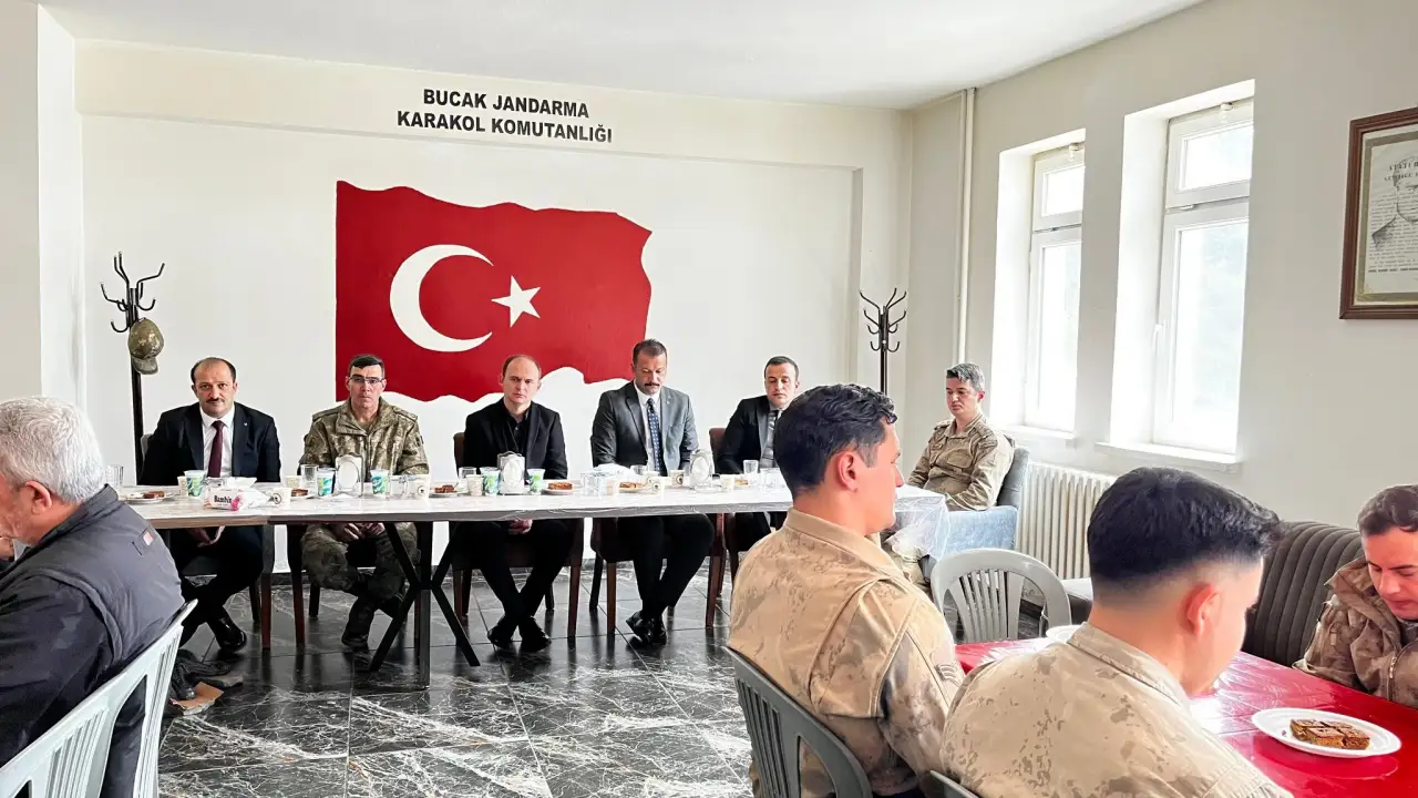 Vefa ve H&uuml;z&uuml;n Bir Arada: Siverek&rsquo;te Uzman &Ccedil;avuş Mehmet Yıldız İ&ccedil;in Mevlit Okutuldu!