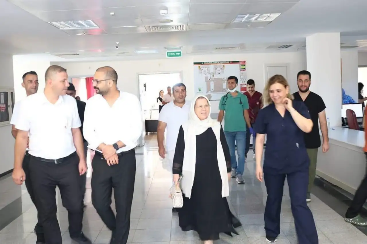 Zeynep Bucak’tan Siverek Devlet Hastanesi’ne Anlamlı Ziyaret