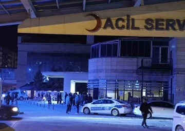 3 Yaşındaki Çocuk Bahçe Havuzuna Düşerek Boğulma Tehlikesi Atlattı