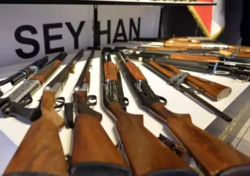 Adana'da Operasyon ve Denetimlerde 80 Silah Ele Geçirildi