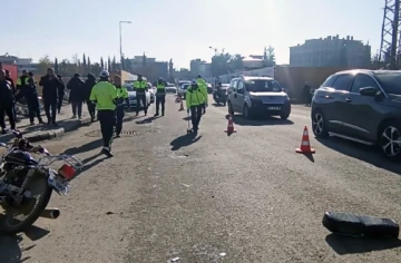 Adıyaman'da Motosikletle Otomobil Çarpışması: Bir Kişi Ağır Yaralandı