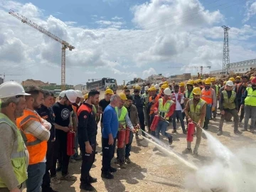 Adıyaman'da Şantiye Çalışanlarına Hayati Yangın Güvenliği Eğitimi