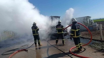 Adıyaman'da Seyir Halindeki Kepçe Alevlere Teslim Oldu