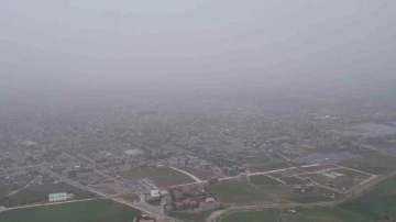 Adıyaman'da Toz Bulutlarının Gölgesinde Bir Sabah