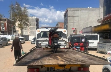 Adıyaman'da Trafikten Men Olan Motosiklete Binene Para Cezası