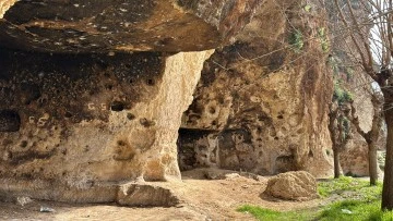 Adıyaman'daki Fırat Nehri Kıyısındaki Mağaraların Tescillenmesi İçin Çalışma Başlatıldı