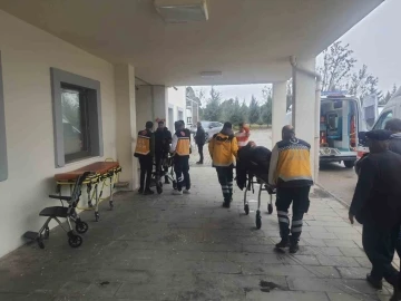 Adıyaman Gaziantep Karayolu'nda Kaza: 4 Yaralı