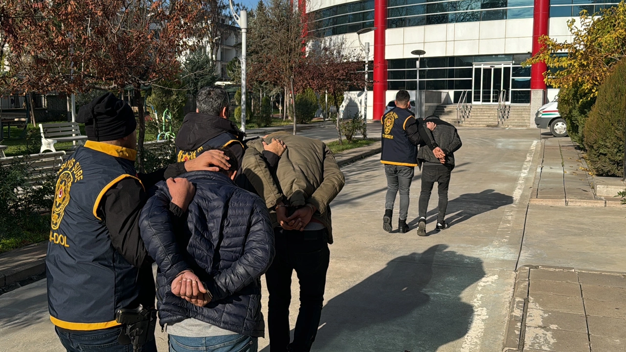 Adıyaman Gölbaşı'nda Hırsızlık Operasyonu: 3 Şüpheli Tutuklandı