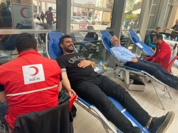 Adıyaman Hastanesinde Kan Bağış Kampanyası: Vatandaşlardan Büyük İlgi