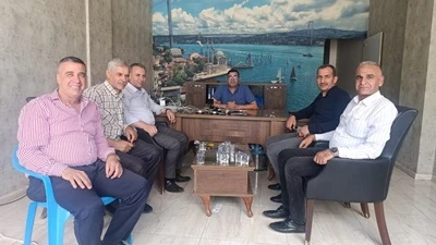 AK Parti İlçe Başkanı Cengiz Özeyranoğlu Esnaf Ziyaretinde Çözüm Odaklı İstişarelerde Bulundu