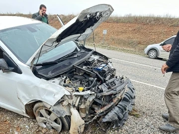 AK Parti Samsat İlçe Başkanı Trafik Kazasında Yaralandı