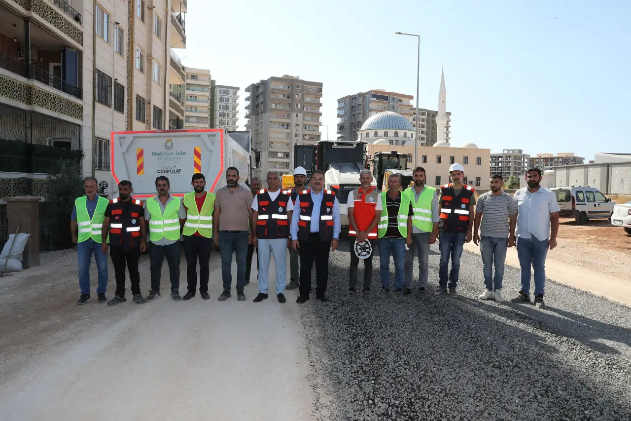Asfalt Hamlesi Belediye Kendi Asfaltını &Uuml;retip Yollarını Yeniliyor