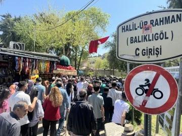 Balıklıgöl'de Bayram Yoğunluğu: Ziyaretçi Akını