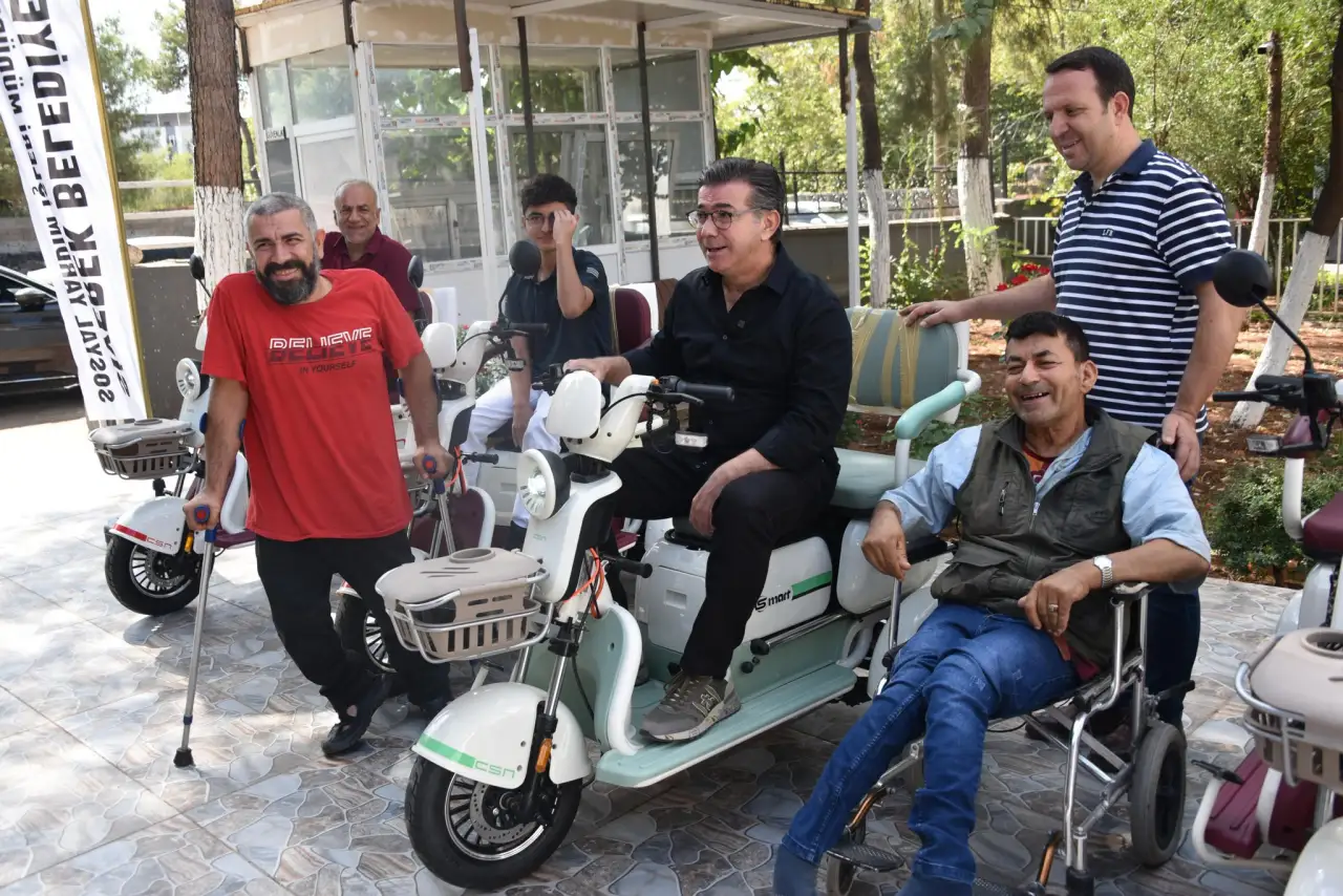 Başkan Bucak, Siverek’te Engelli Bireylerin Motorlarını Yenileyerek Umut Dağıttı