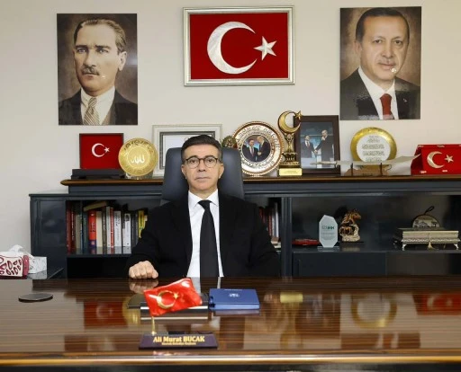 Başkan Bucak’tan Bayramda Birlik ve Dayanışma Vurgusu: “Paylaştıkça Büyüyen Bir Bayram Olsun”