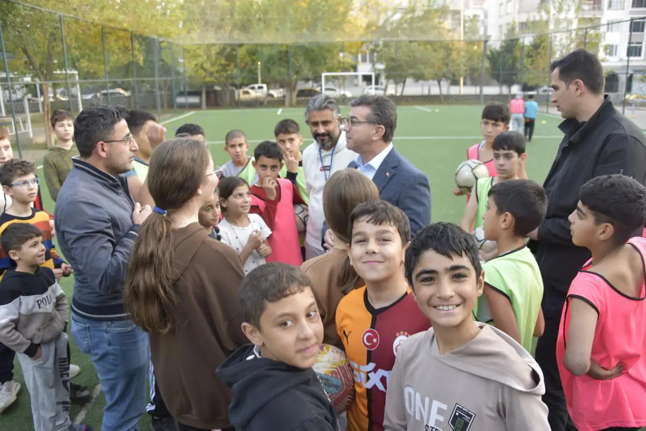 Başkan Bucak’tan Gençlere Moral Desteği