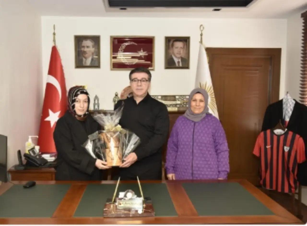 Başkan Bucak&rsquo;tan Kadın Emeğine Tam Destek