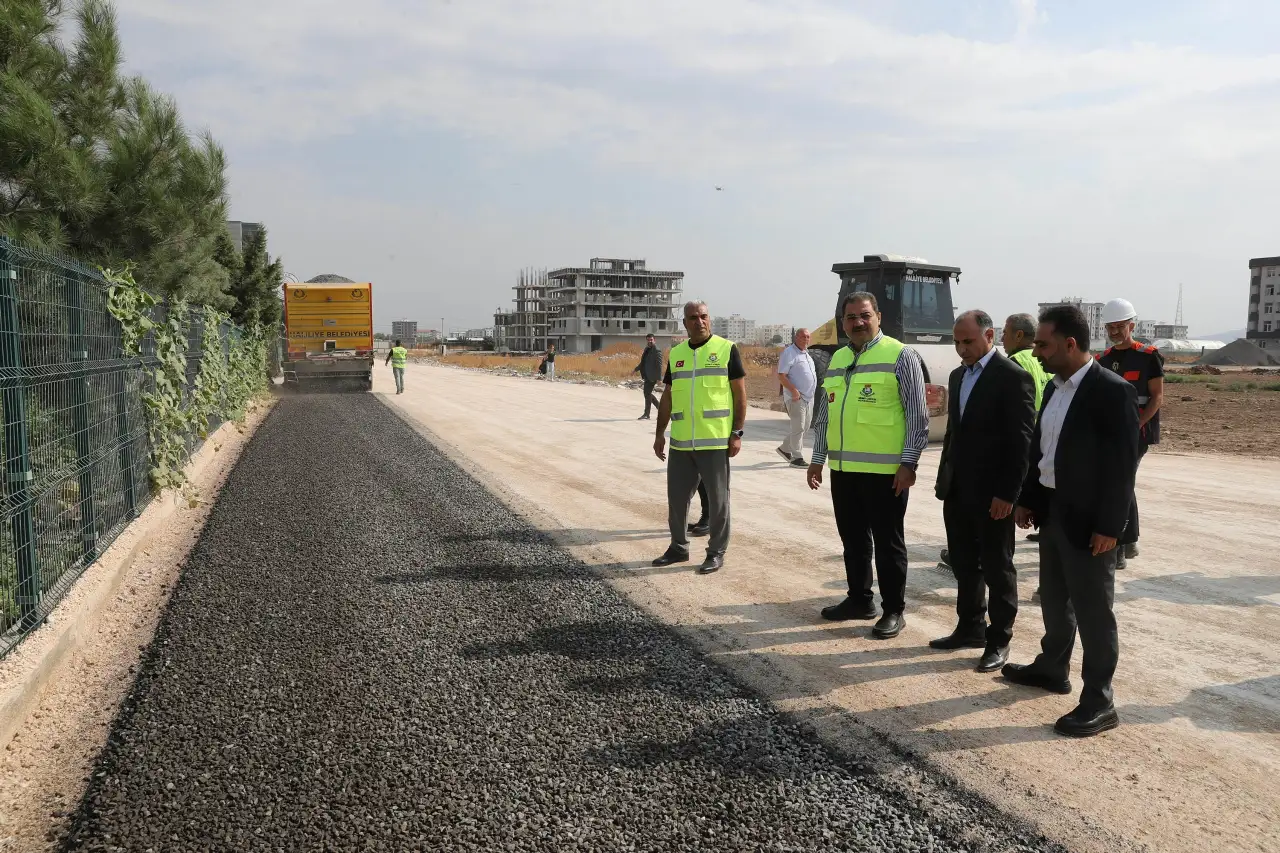 Başkan Canpolat: Haliliye&rsquo;nin Yollarını &Ouml;z Kaynaklarımızla Asfaltlıyoruz