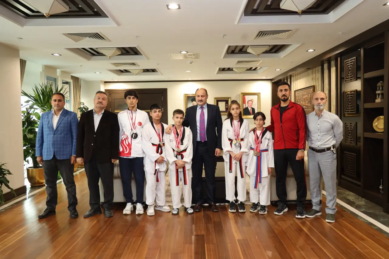 Başkanın Özel Misafirleri: Karacadağ Sporcuları
