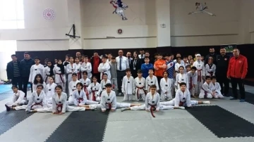 Batman'da Taekwondo İl Seçmeleri Heyecanı