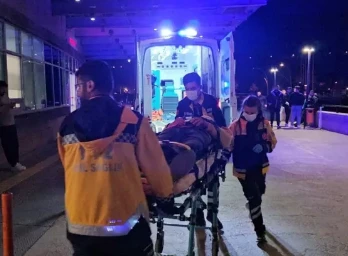 Çorum'da Bariyere Çarpan Araçta 1 Kişi Öldü, 1 Kişi Yaralandı