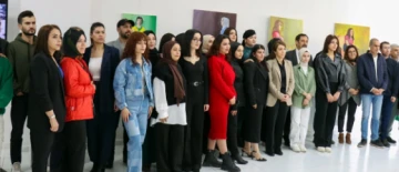 Depremde Hayatını Kaybeden Öğrenciler Anısına Adıyaman'da Resim Sergisi Açıldı