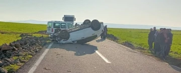 Diyarbakır Bağlar'da Korkutan Trafik Kazası: 3 Kişi Yaralandı