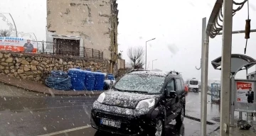 Diyarbakır’da Bahar Sürprizi: Beklenmedik Kar Yağışı