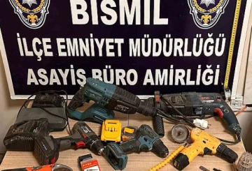 Diyarbakır'da Çalıntı Malzemeleri Satmaya Çalışırken Yakalanan Hırsızlık Zanlısı Tutuklandı