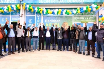 Diyarbakır'da DEVA Partisi'nden AK Parti'ye Toplu Geçiş