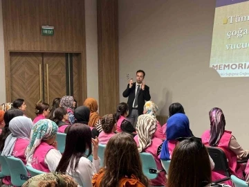 Diyarbakır’da Kadın Tekstil Çalışanlarına Kanser Semineri: Erken Teşhisin Hayati Önemi