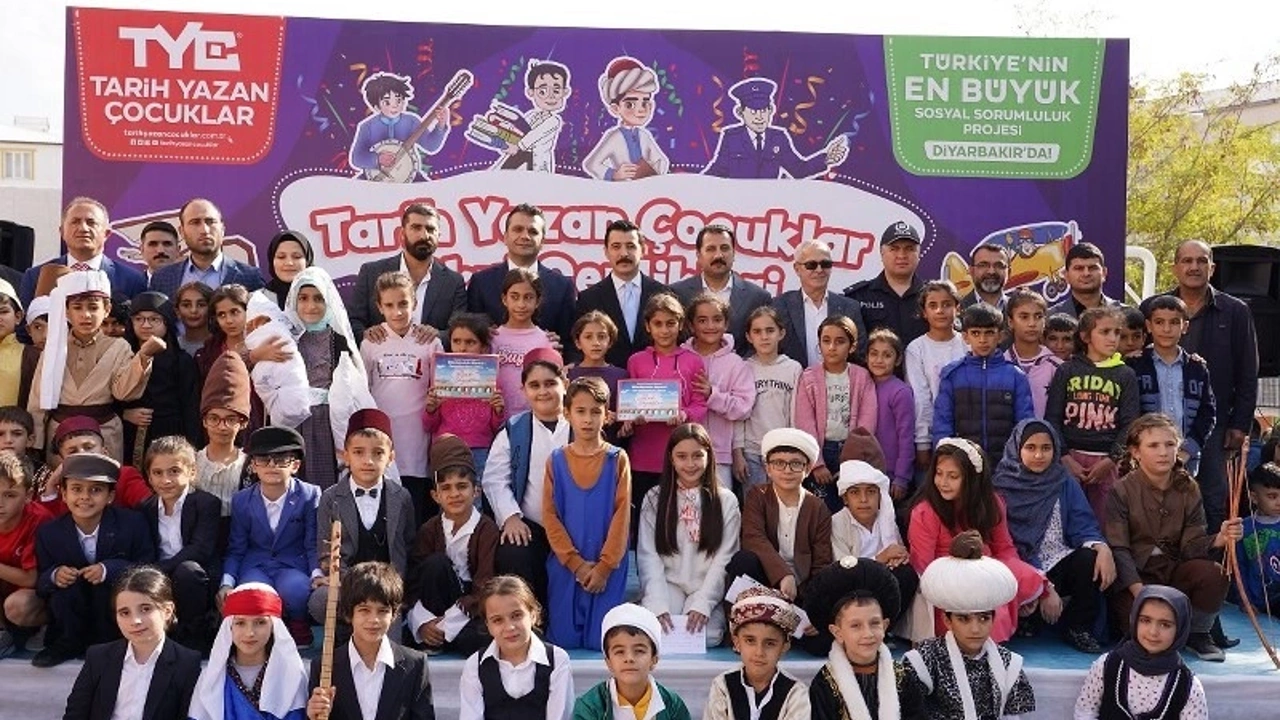 Diyarbakır'da &quot;Tarih Yazan Çocuklar Projesi&quot; Devam Ediyor