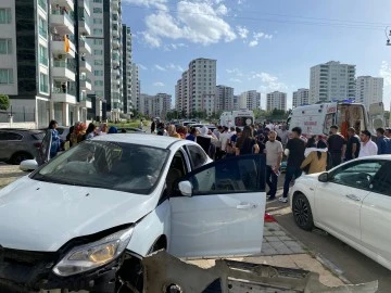 Diyarbakır'da Trafik Kazası: Beş Yaralı