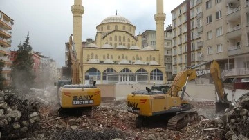 Diyarbakır'da Yarım Asırlık Kütüphanenin Yıkımı Kültürel Bir Kayıp Mı?