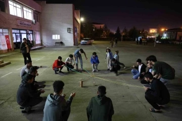 Diyarbakır'daki Öğrenciler Uzay Yolculuğuna Çıkıyor: Eğitim ve Eğlence Bir Arada