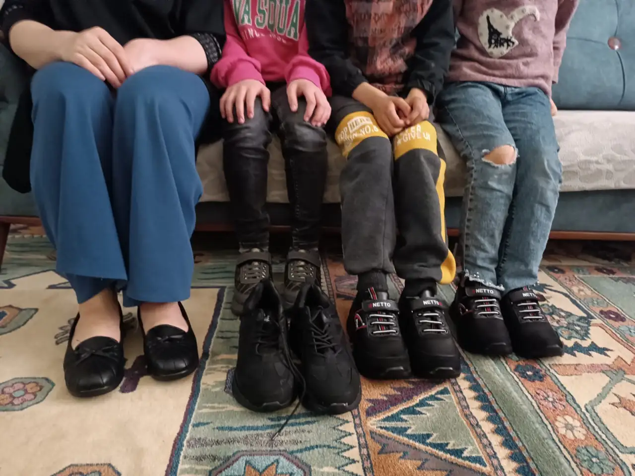 Diyarbakır Siverekliler Derneği'nden Siverek'e Bayram Sevinci: 1000 Çift Ayakkabı Yardımı