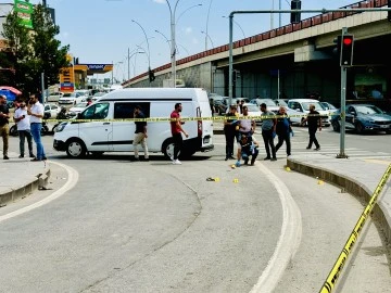 Diyarbakır Yenişehir'de Silahlı Kavga: Avukat Tutuklandı, Bir Yaralı