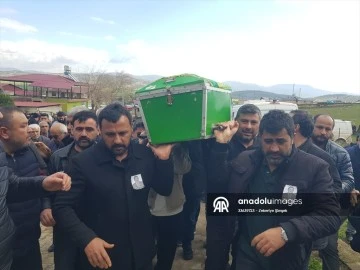 Eski Anavatan Partisi Gaziantep Milletvekili Ahmet Günebakan Son Yolculuğuna Uğurlandı