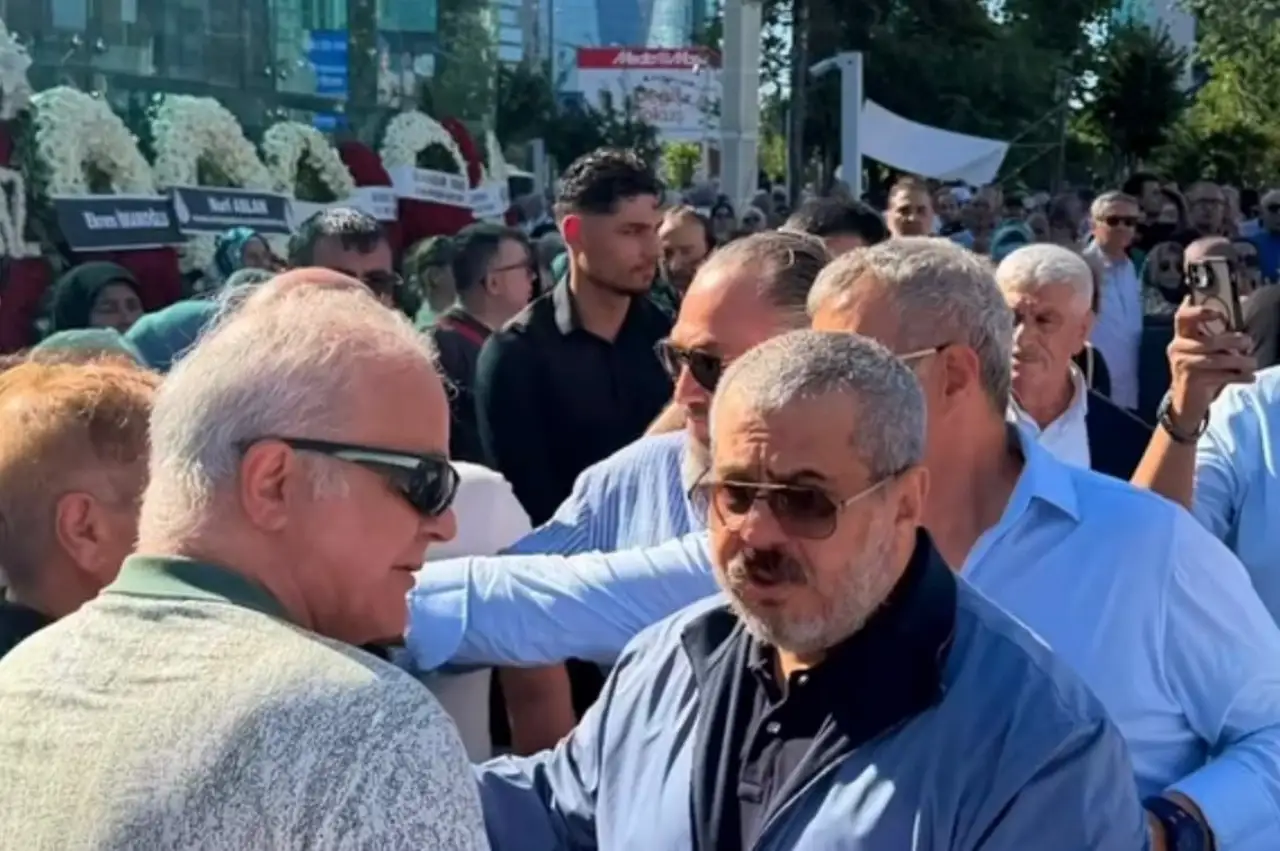 Fatih Mehmet Bucak, Kadir İnanır&rsquo;ı Son Yolculuğunda Yalnız Bırakmadı