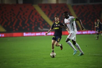 Fenerbahçe, Gaziantep FK'yi Mağlup Ederek Çeyrek Finale Yükseldi