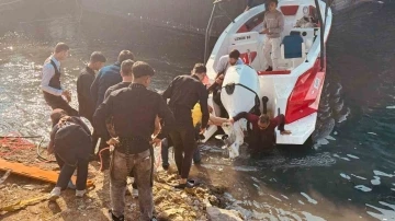 Fırat Nehri'nde Dramatik Kurtuluş: Vatandaşlar Hayat Kurtardı