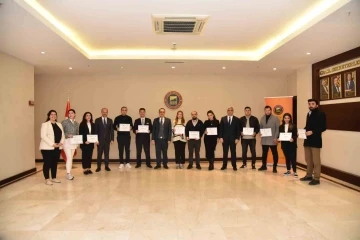 Gaziantep Sanayi Odası'nın İhracat Akademisi 8. Dönem Sertifika Töreni Coşkulu Geçti