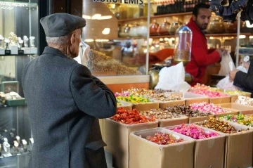 Gaziantep’te Bayram Öncesi Şeker ve Çikolataya Yoğun Talep